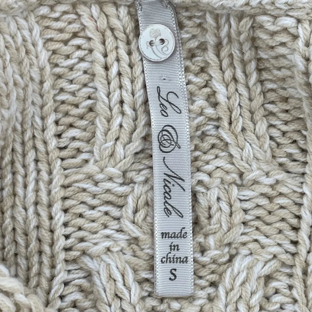 NWT Womens Cable Knit Cropped Cardigan Sweater Sz Small Oat Beige Chunky Neutral - Picture 4 of 10
